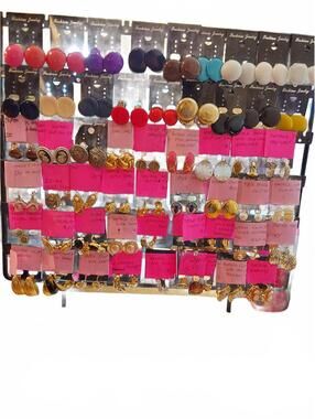Large lot of Vintage Fashion Clip-On Earrings - 50+ pairs